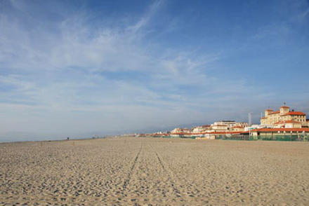 Una passeggiata a Viareggio - Bertazzoni